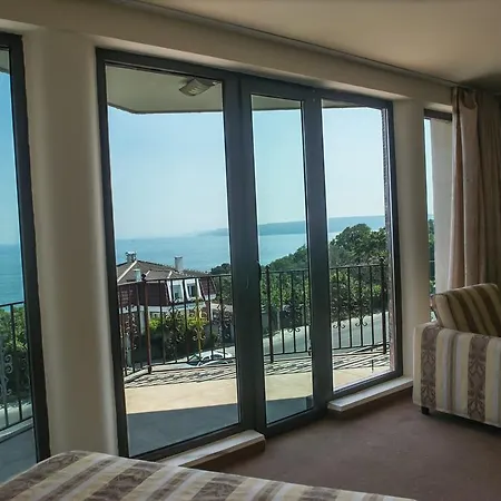 Szálloda Ellinis - Sea View And Free Parking Várna