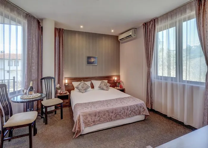 Ellinis - Sea View And Free Parking 3* Varna